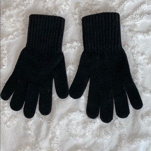 Black gloves